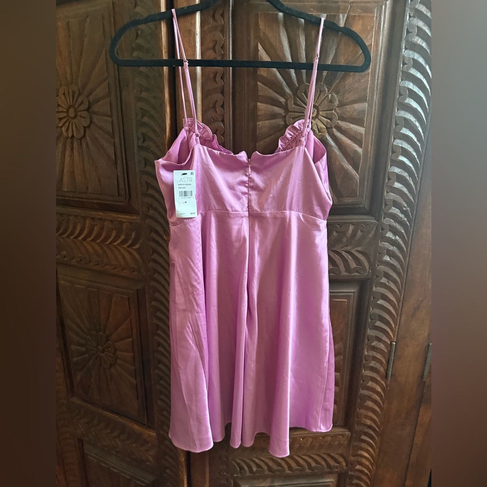 NWT ASTR ELLISON SATIN SWEETHEART MINI DRESS, ORCHID, MEDIUM - Picture 10 of 16